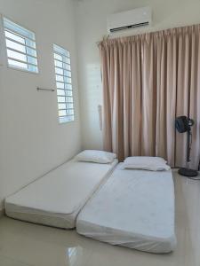Penang Gelugor Landed House 4Rooms 3 Bathrooms