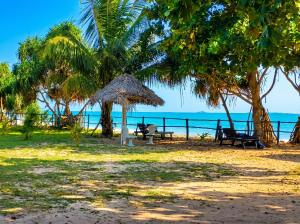 Bliss Bay Beach Resort & Spa