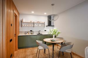 Albatross Home