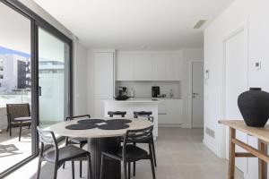 Luxury Apartment with Terrace in Higueron