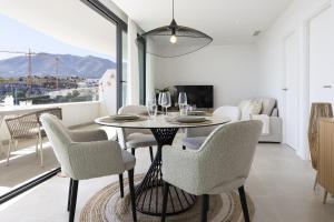 Modern Luxury Suite with Terrace in Higueron