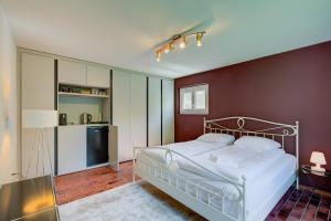 Alfa Garden Villa With Private Pool - Happy Rentals