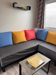 mobil home spacieux climatisé sur camping sol a gogo