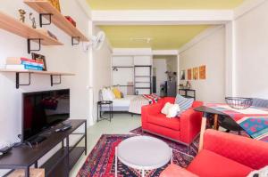 Bang Chak Apartment with AC Wi-Fi