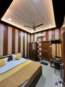The Suncity Hotel
