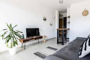 "U Valincu" – Studio Centre Plage | by Efficios