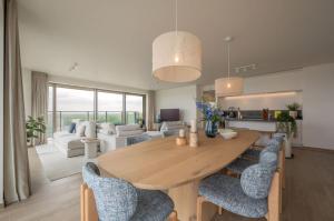 Luxury Apartment with Panoramic Views