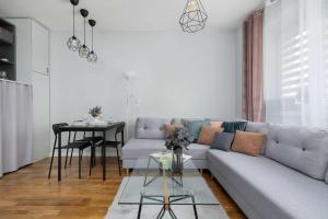 Przytulny Apartament Blisko Muzeum Banksy w Krakowie by Noclegi Renters