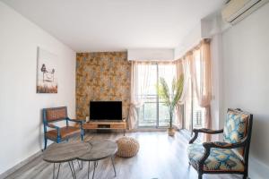 Bright 66m At 600m From The Center Of Cannes