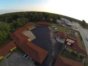 Budget Inn Buffalo - Hilltop Lakes