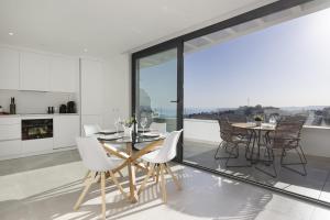 Sunset Top Floor Apartment Higueron