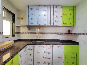 Near Iskcon Mandir & Prem Mandir walkable distance