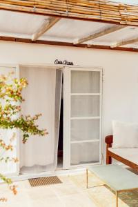 Can Mimosa Guesthouse