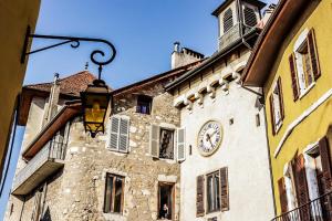 Appart LAPRESKI, vue montagne, spacieux & lumineux, Annecy, Lac & Aravis, La Clusaz