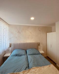 Theodora Apartman