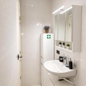 Mehdia Gate Apartment between Train Station & Beach
