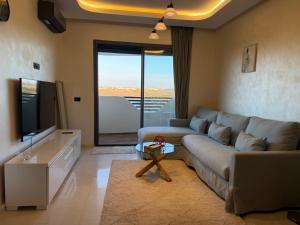 Apartment lifecity WiFi swimming pool &wifi