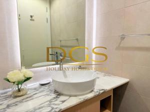 Staycation Offer , Modern 1 BR in Paramount Midtown