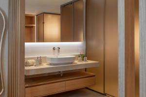 Legacy Ithos Boutique Hotel