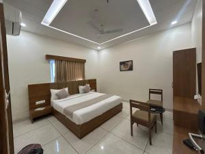 Hotel Grand Ekta