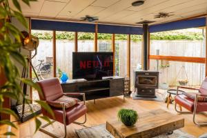 Drents Genieten - Ericaheide met privé sauna en jacuzzi