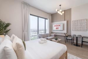 StayShort - Town Square Stylish Studio for 2 people