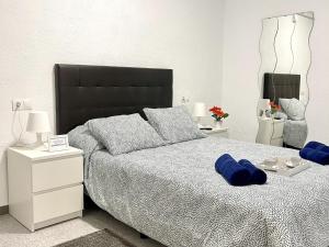 APARTBEACH OASIS con JARDIN TROPICAL