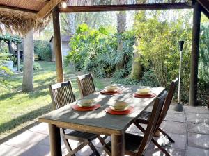 APARTBEACH OASIS con JARDIN TROPICAL