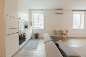 Downtown Elegant Studio by Vacationy