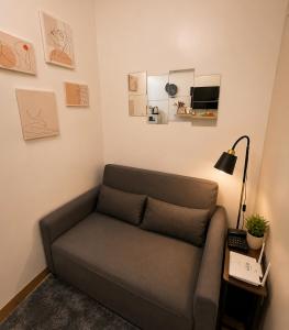 Posh 1BR @ SM Southmall w 100mbps and Netflix