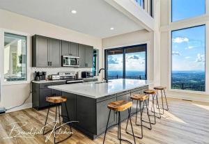 Luxurious Mountain Retreat with Heated Indoor Pool near Gatlinburg in Sevierville, Tennessee