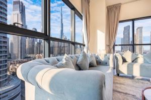 Bright Corner Home with Full Burj View