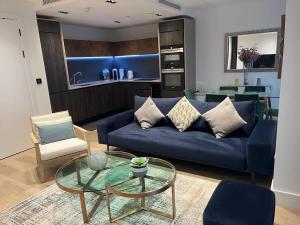 Gorgeous 2 Bed 2 Bath Vauxhall