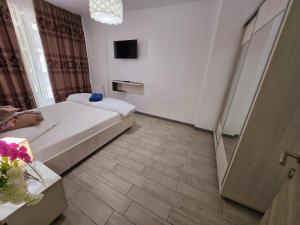 Sunrise Suit - Beach & Pool Resort langa plaja