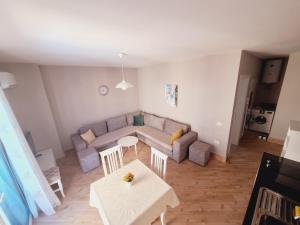 Alba Apartments