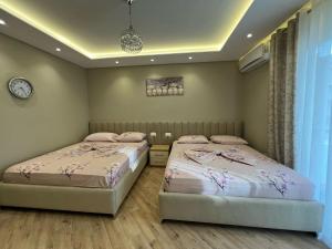 Alba Apartments