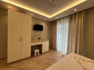 Alba Apartments