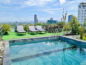 MiAn Hotel Danang - Infinity Pool