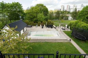 Luxury Villa Solna Private Pool Lake View 300Sq