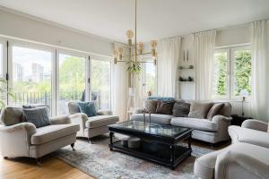 Luxury Villa Solna Private Pool Lake View 300Sq
