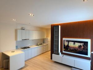 Mika Sea-View Apartment