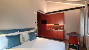 Michelangelo House, your personal Studio