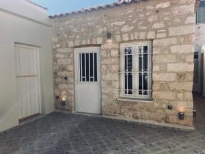 Anna home Elafonisos