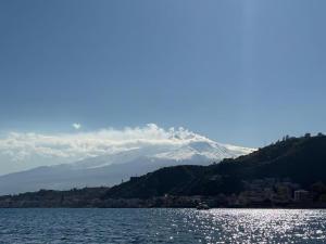 Hugo Experience - Taormina boat tour