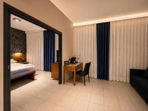 Hotel La Costiera
