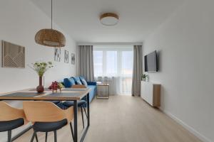Szopy City Lights Suite by Downtown Apartments