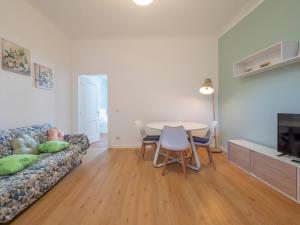 Xenia Milano - 2 rooms apt in Pietro Custodi 10