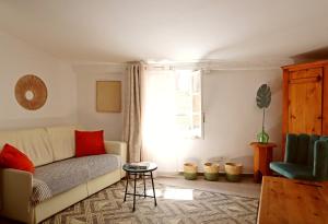 Appartement 60 m2 - Charme et centre historique - Wifi et clim - LAlcôve de Molière