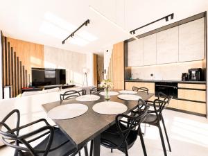 Apartament Bajeczny nad jeziorem Drwęckiem ROYAL APARTS OSTRÓDA