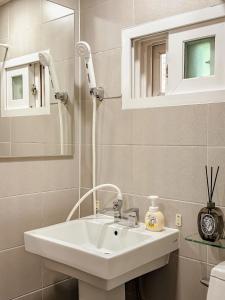 Cozy Stay near Gwangheungchang Station, hongdae 5 minutes,Seongsu 15minutes